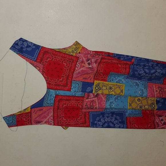Size 3X Madrag stretchy Bandana cat suit great fit and stretch vibrant look - Picture 6 of 10